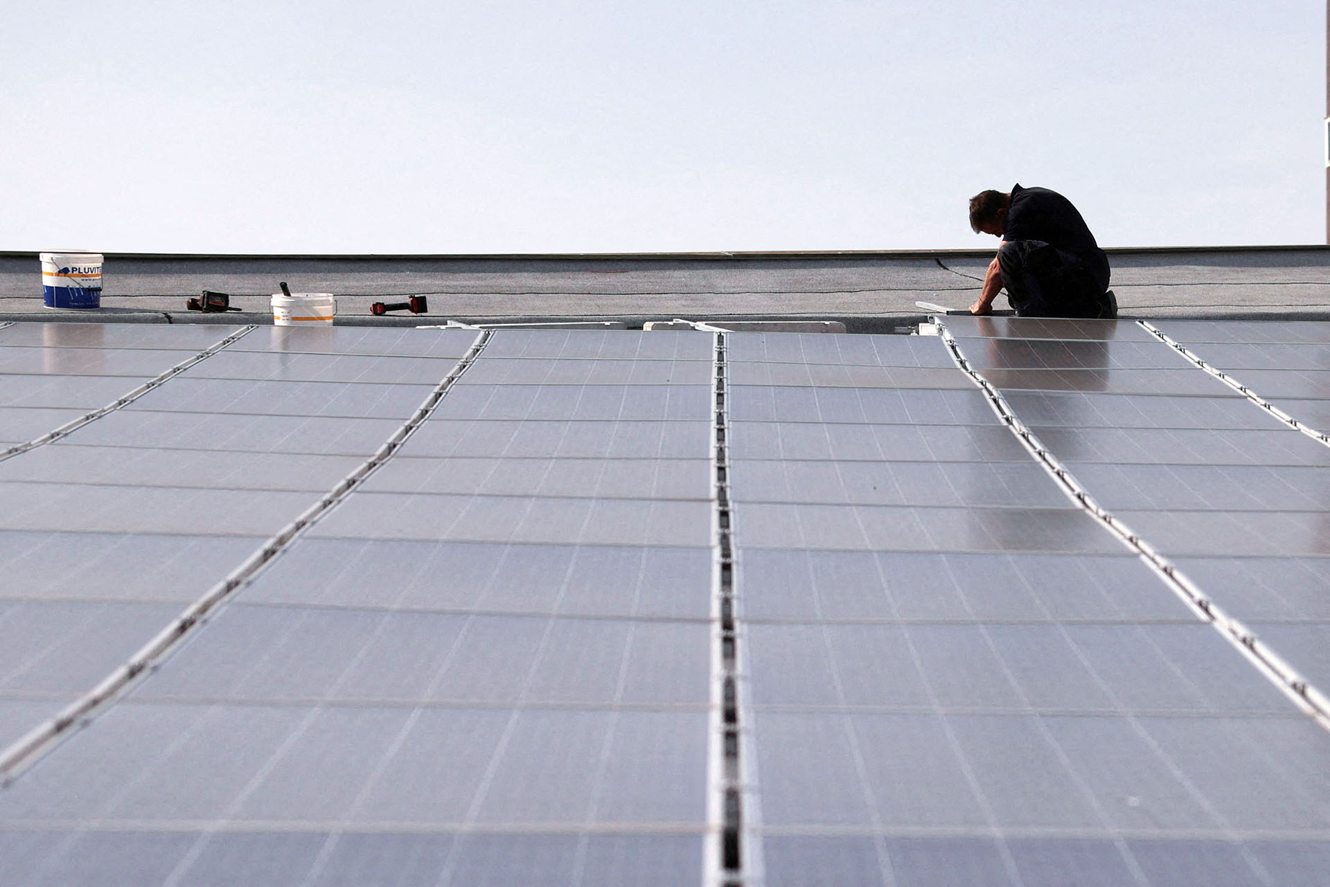 Jordan announces tax exemptions for green tech + reveals four 