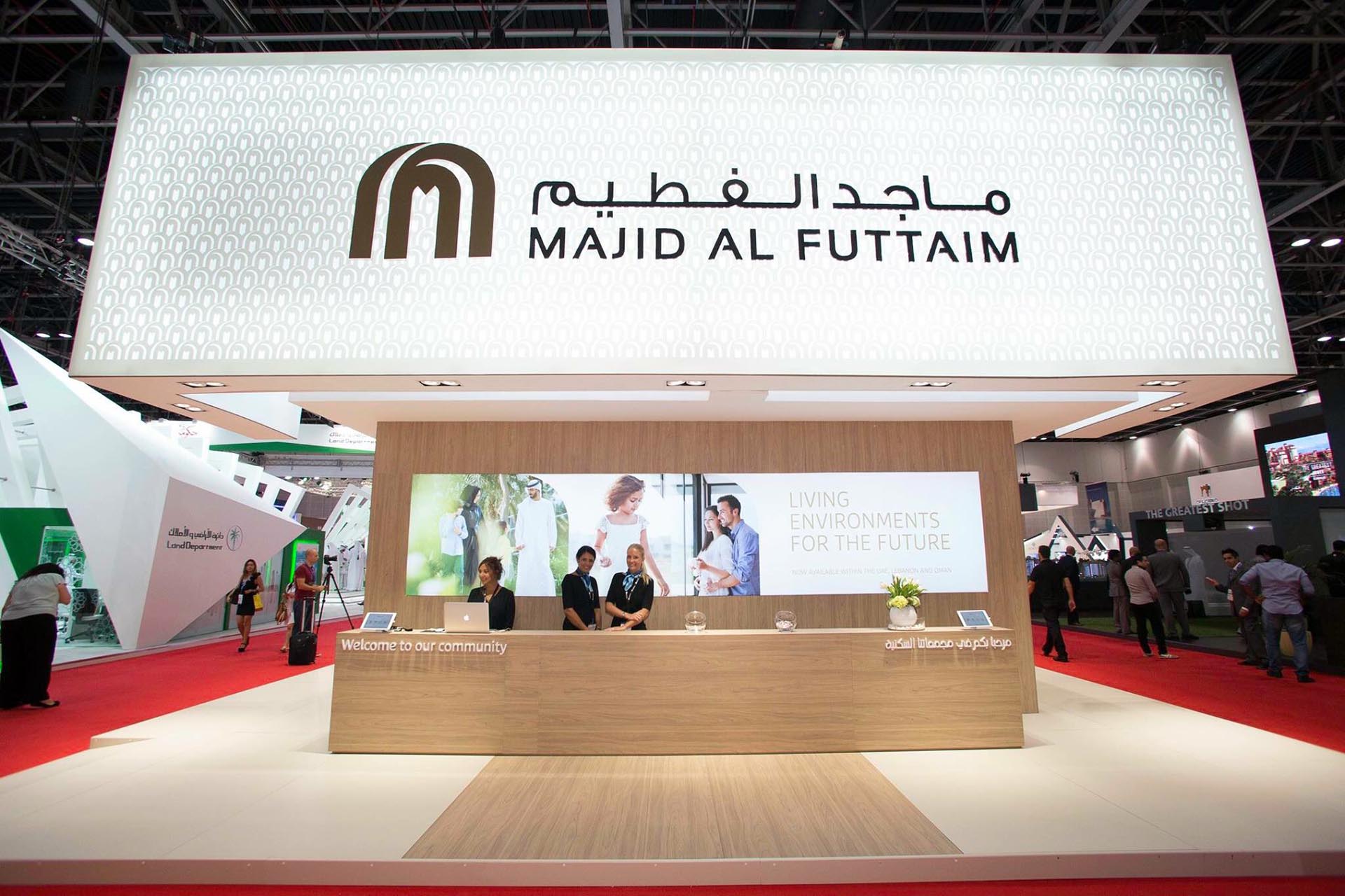 Season’s greetings from all of us at Majid Al Futtaim. May this holiday  season be filled with many great moments with your friends and family!, image size:1920x1280