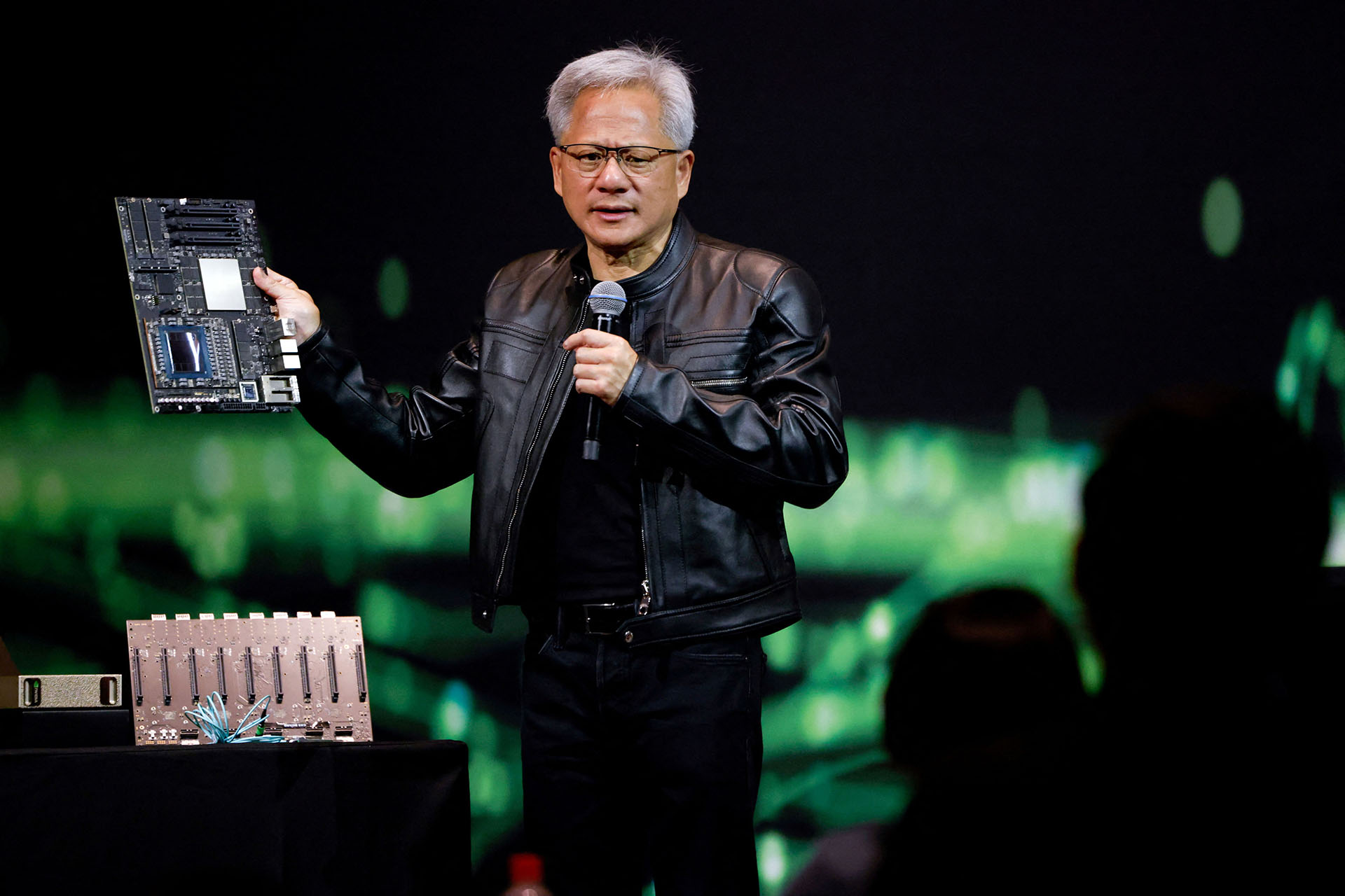 Lunate takes stake in Brevan Howard