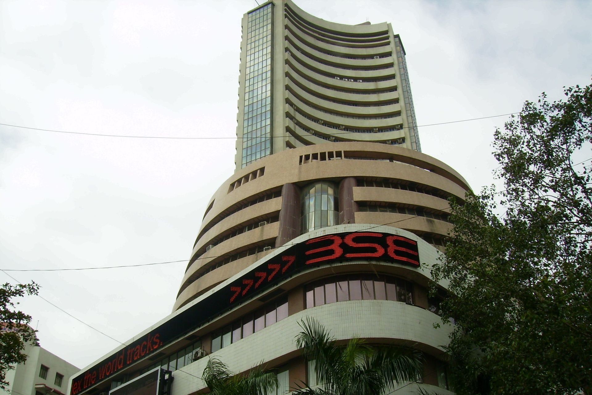Moody’s flags growth, inflation risks for India if Middle East conflict persists