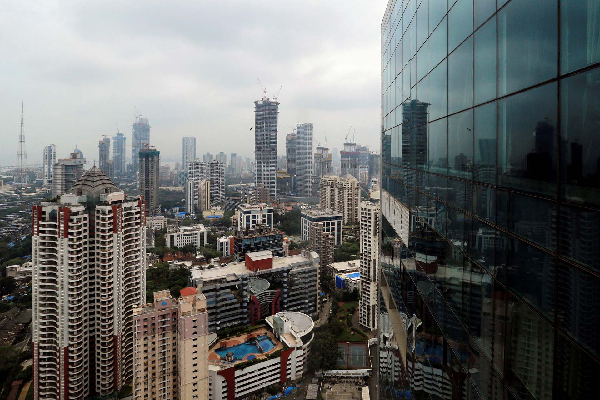 Earnings downgrades loom for Indian corporates as oil stays above USD 100