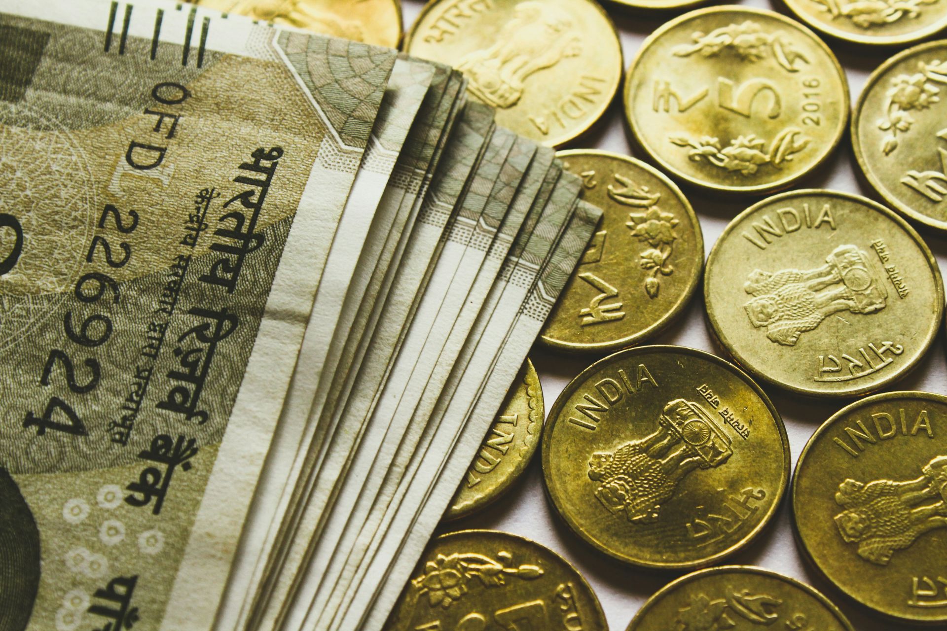 THIS AFTERNOON: RBI scrambles to arrest INR’s downward fall