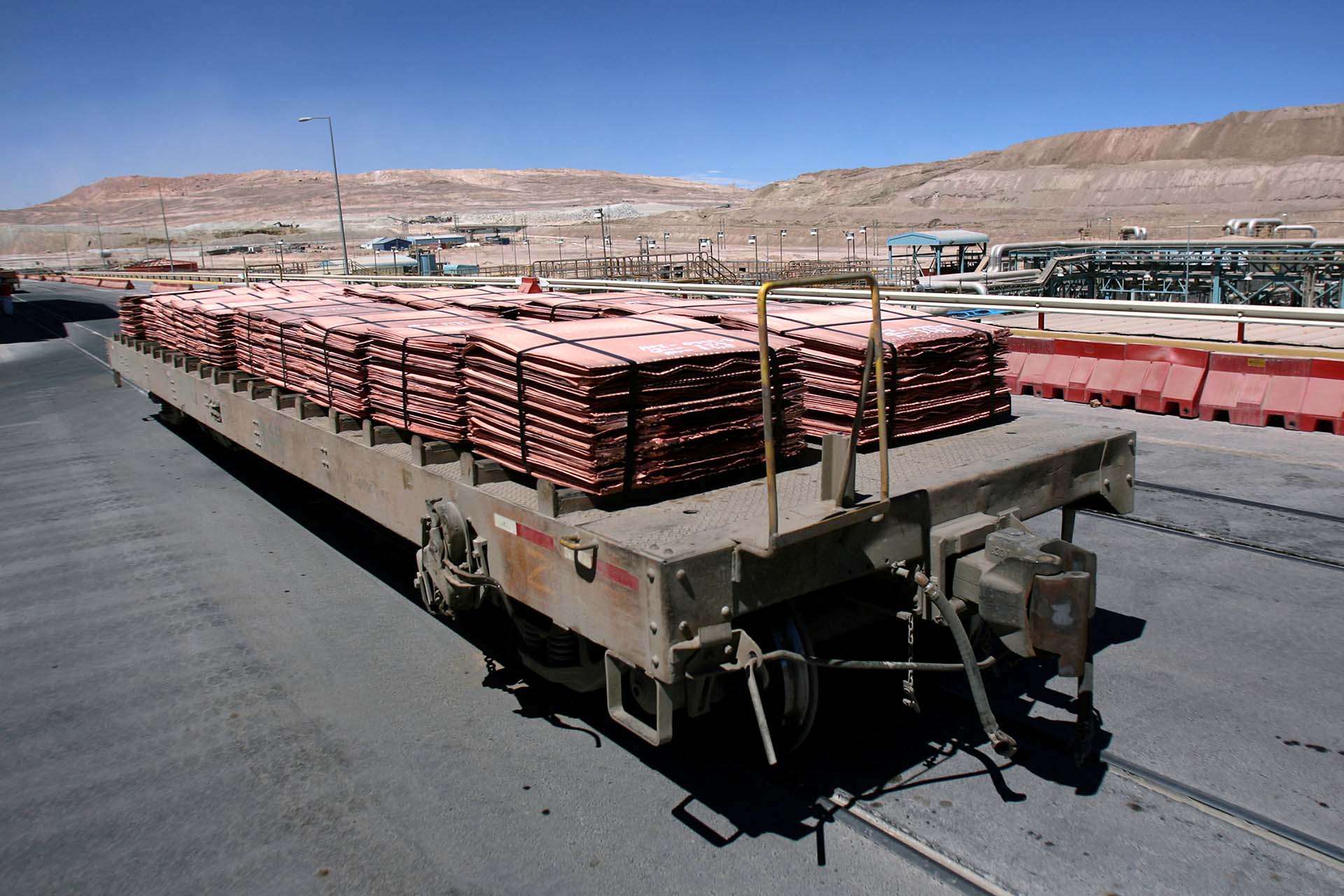 Investors are piling into mining and metals