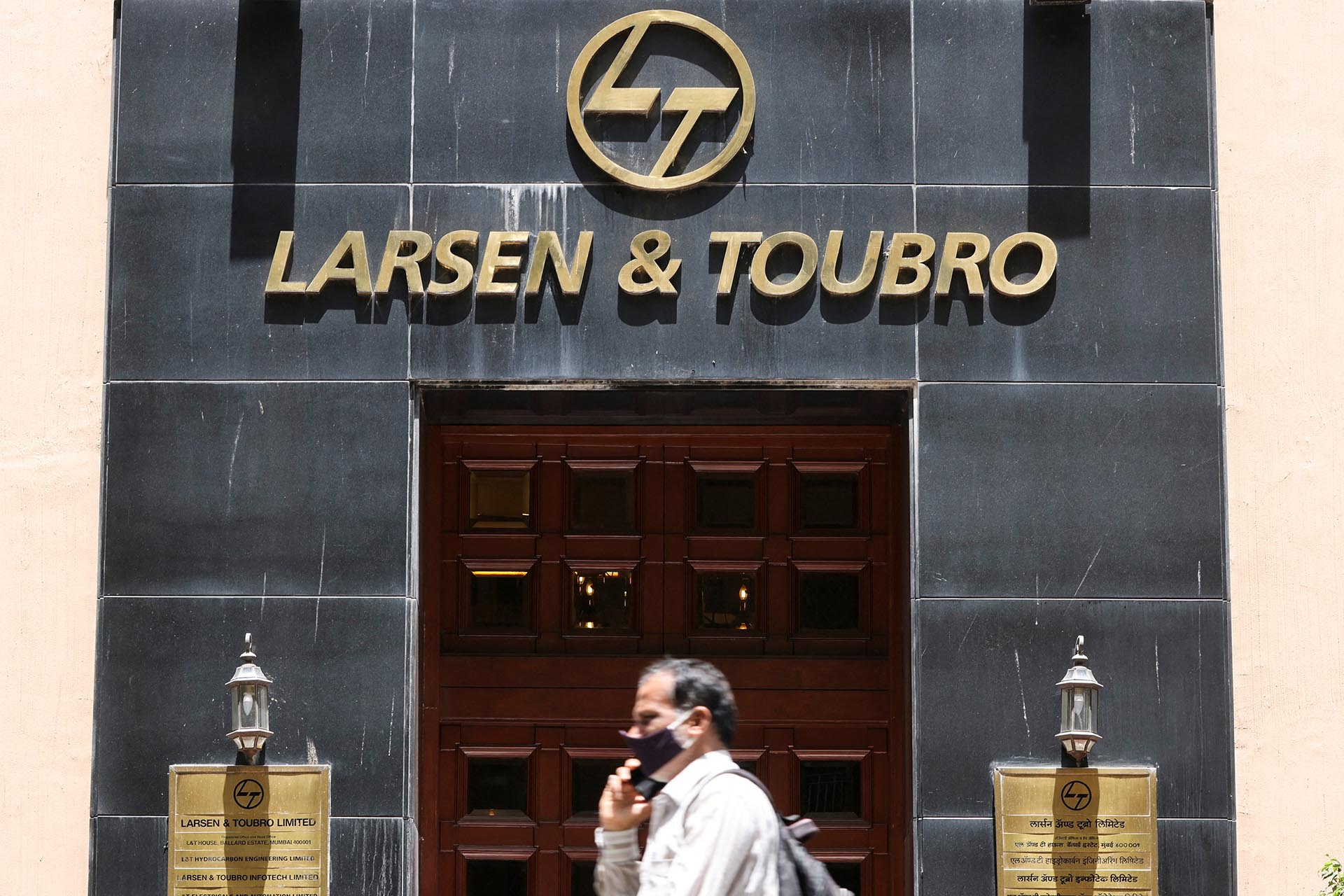 THIS AFTERNOON: L&T grabs USD 992 mn contract in Kuwait